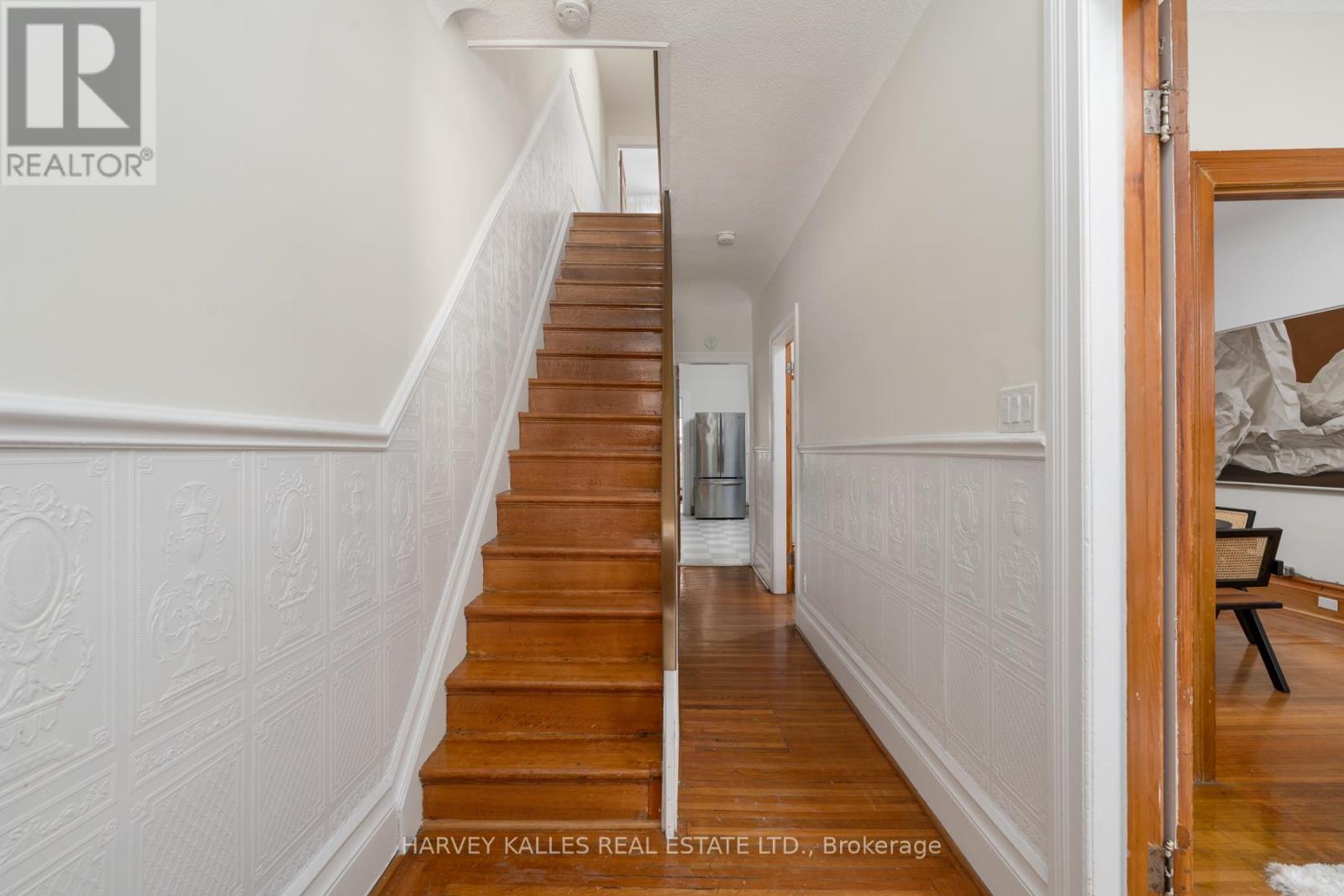 154 Gore Vale Avenue, Toronto, Ontario  M6J 2R6 - Photo 17 - C12747060