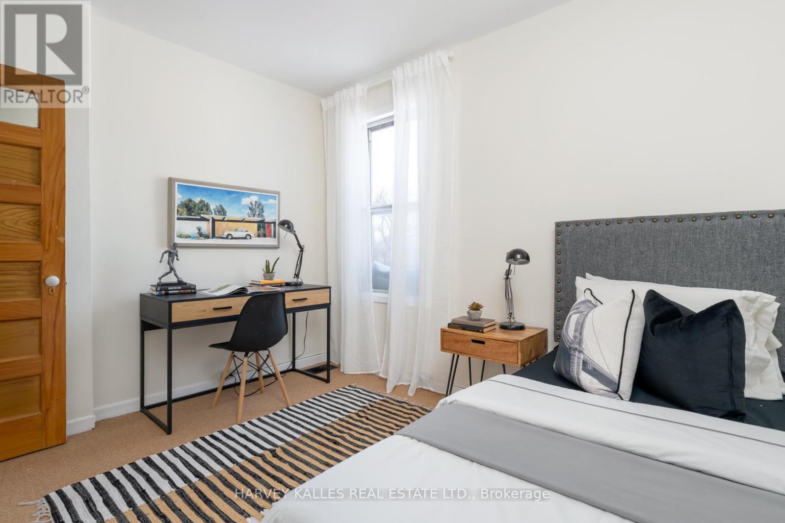 154 Gore Vale Avenue, Toronto, Ontario  M6J 2R6 - Photo 33 - C12747060