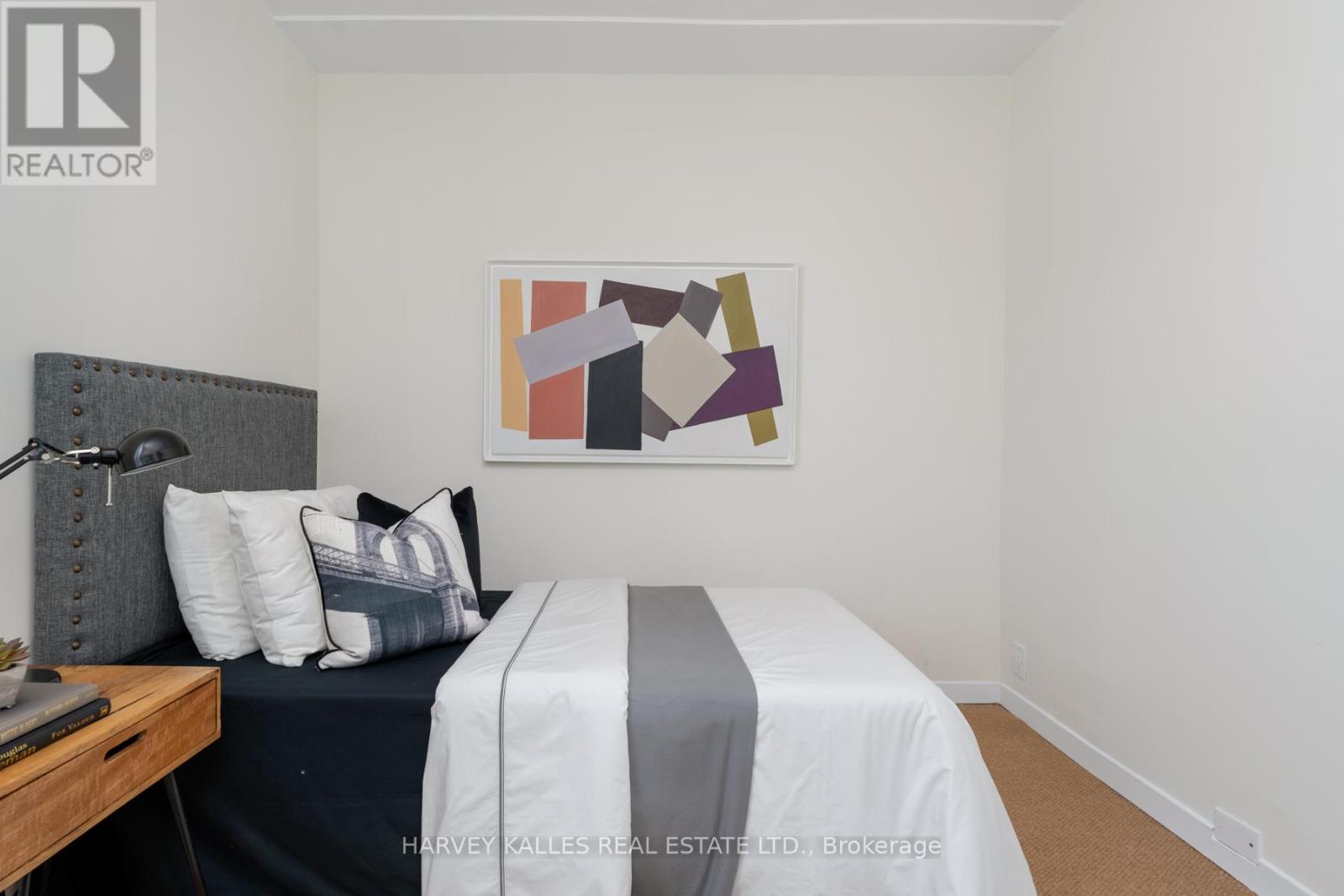 154 Gore Vale Avenue, Toronto, Ontario  M6J 2R6 - Photo 34 - C12747060