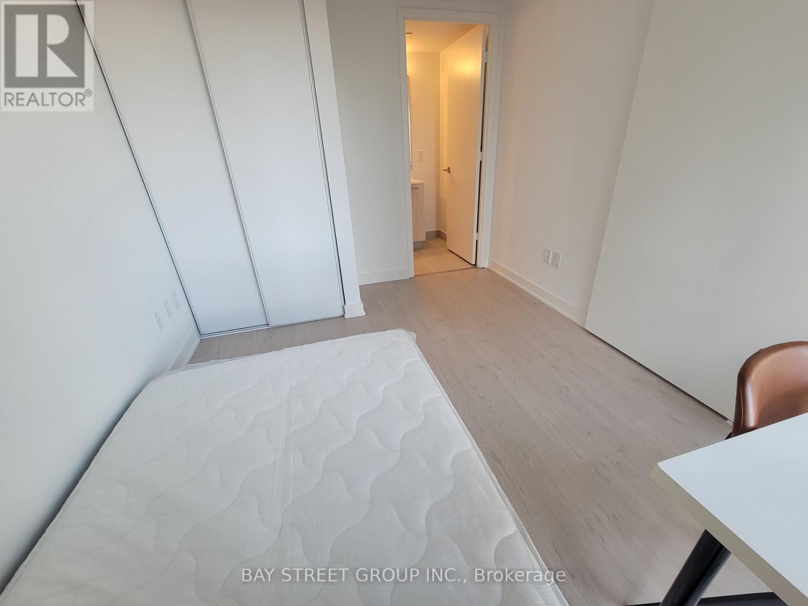 1303 - 65 Mutual St Street, Toronto, Ontario  M5B 0E5 - Photo 2 - C12747062