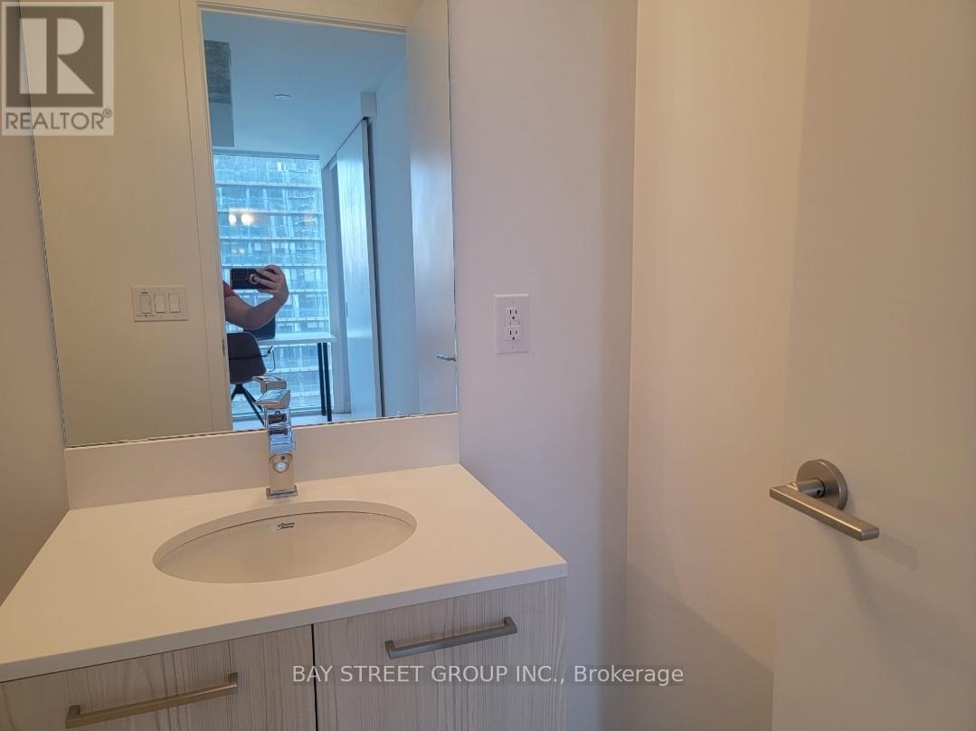 1303 - 65 Mutual St Street, Toronto, Ontario  M5B 0E5 - Photo 33 - C12747062