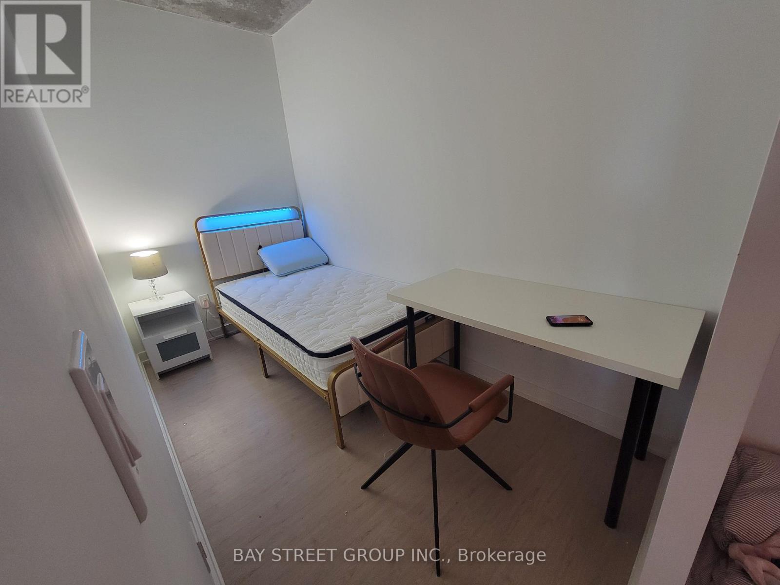 1303 - 65 Mutual St Street, Toronto, Ontario  M5B 0E5 - Photo 7 - C12747062