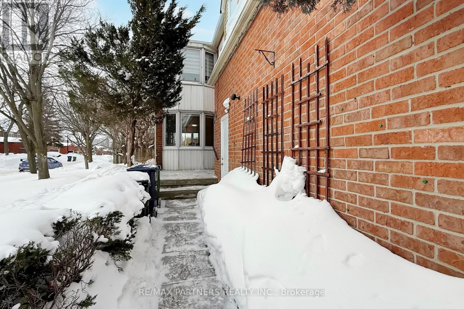 48 Coverdale Crescent, Toronto, Ontario  M1V 2S7 - Photo 6 - E12747050