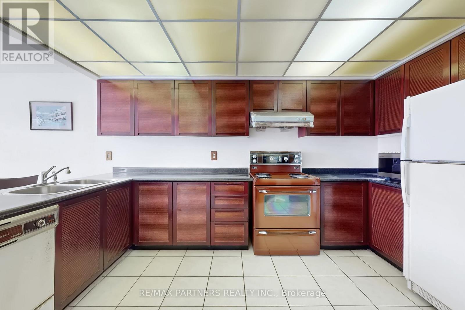 48 Coverdale Crescent, Toronto, Ontario  M1V 2S7 - Photo 7 - E12747050