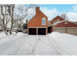 48 COVERDALE CRESCENT, Toronto, Ontario