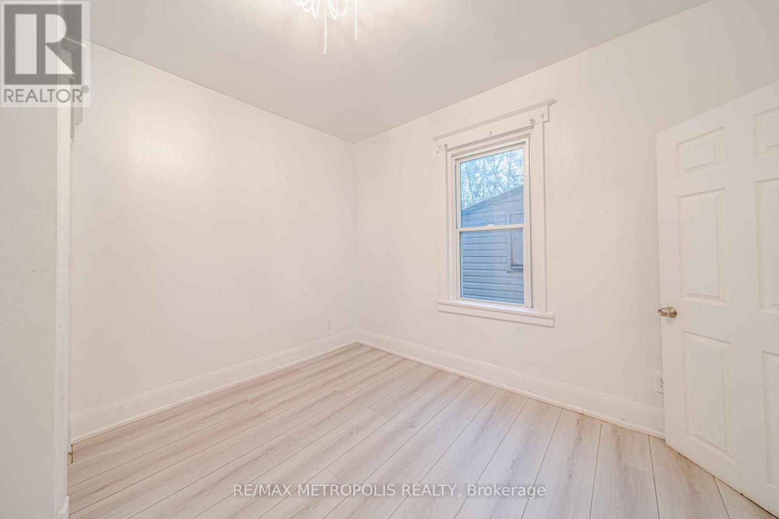 240 Division Street, Oshawa, Ontario  L1G 5M5 - Photo 11 - E12747064