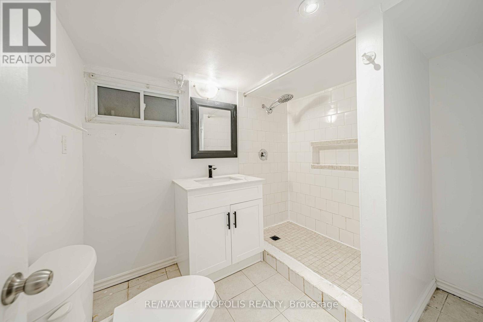 240 Division Street, Oshawa, Ontario  L1G 5M5 - Photo 25 - E12747064