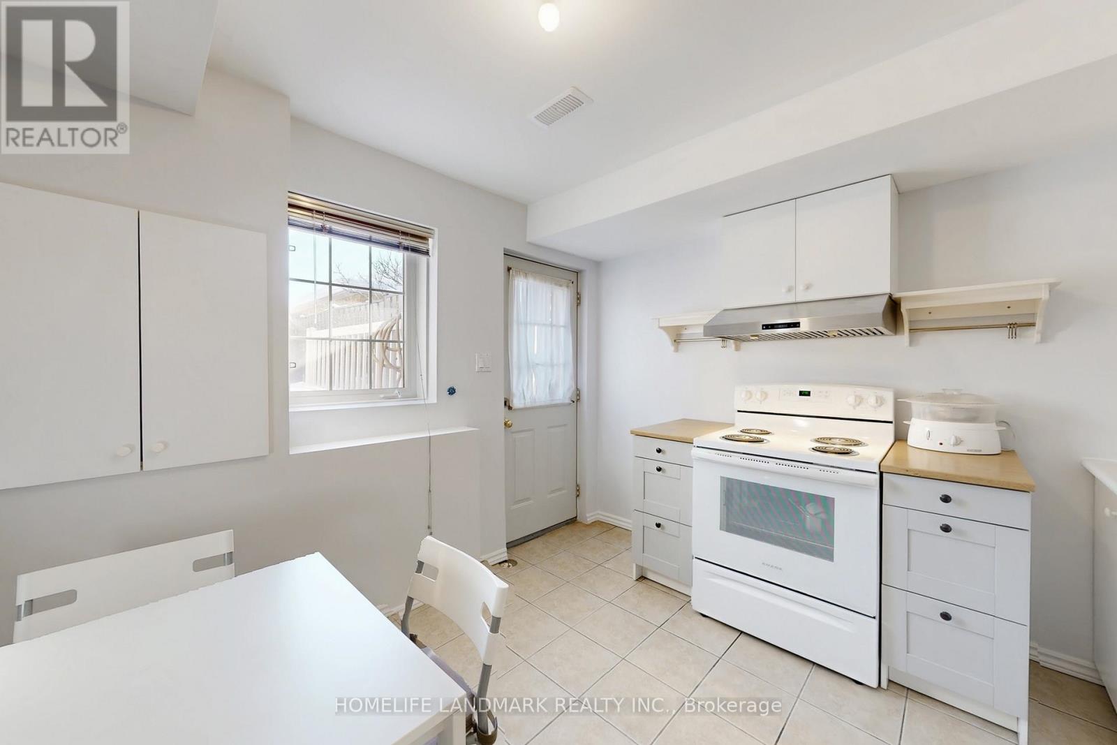 323 Caboto Trail, Markham, Ontario  L3R 1L2 - Photo 37 - N12747040