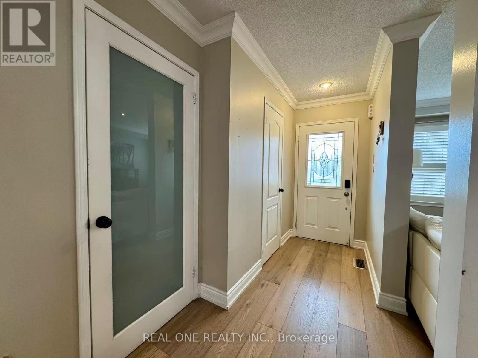 69 - 1489 Heritage Way, Oakville, Ontario  L6M 4M7 - Photo 5 - W12747038