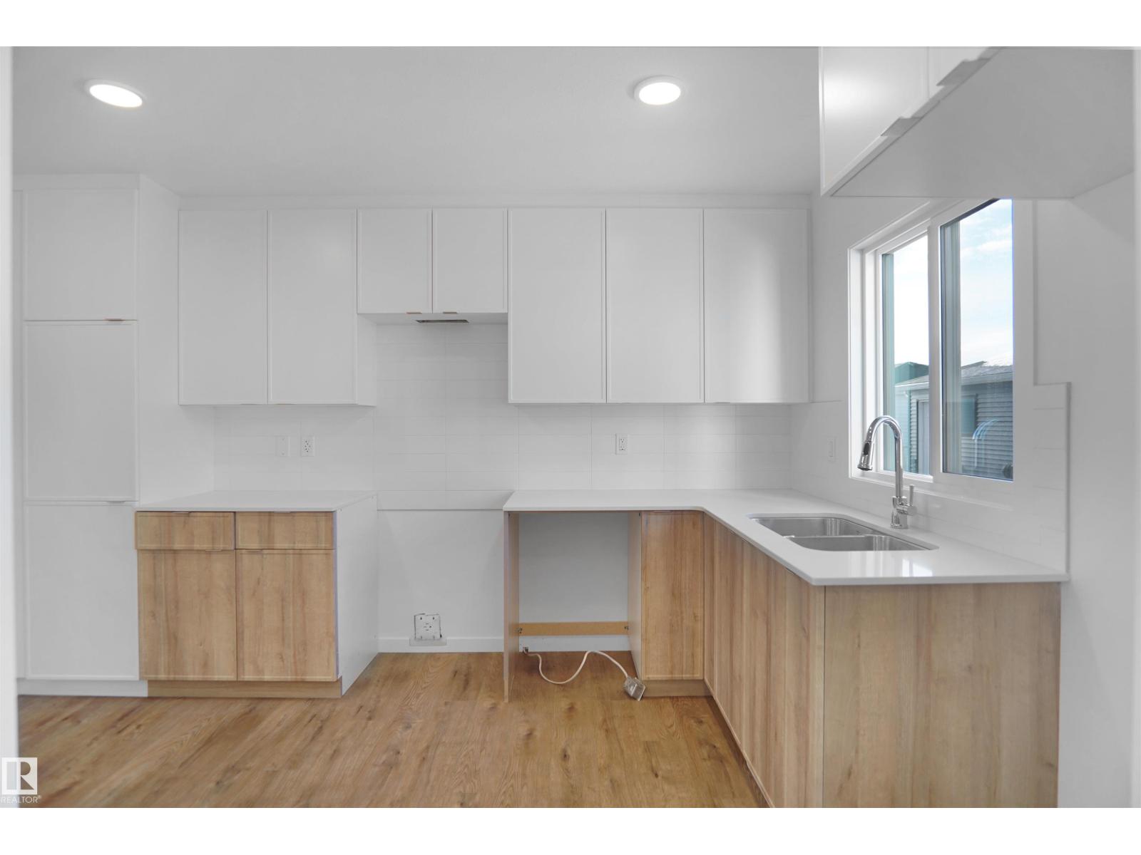 11 Elizabeth Gd, Spruce Grove, Alberta  T7X 3C7 - Photo 13 - E4464865