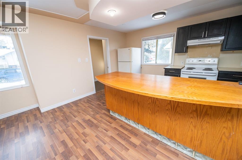 5811 43 Avenue, Red Deer, Alberta  T4N 3E5 - Photo 10 - A2281669