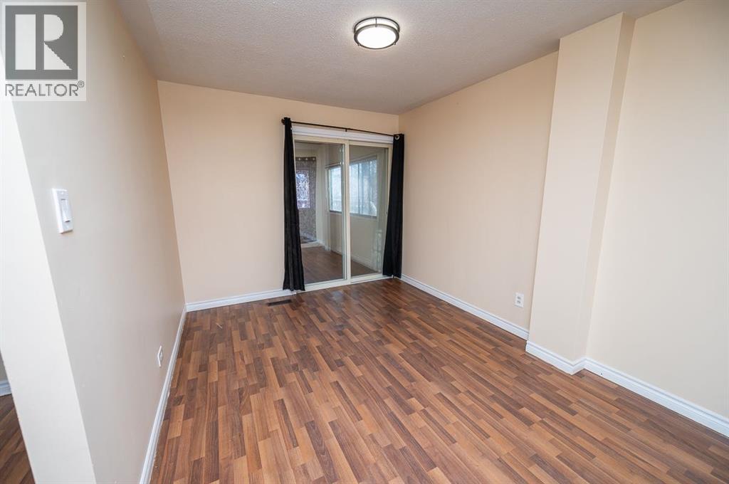 5811 43 Avenue, Red Deer, Alberta  T4N 3E5 - Photo 5 - A2281669