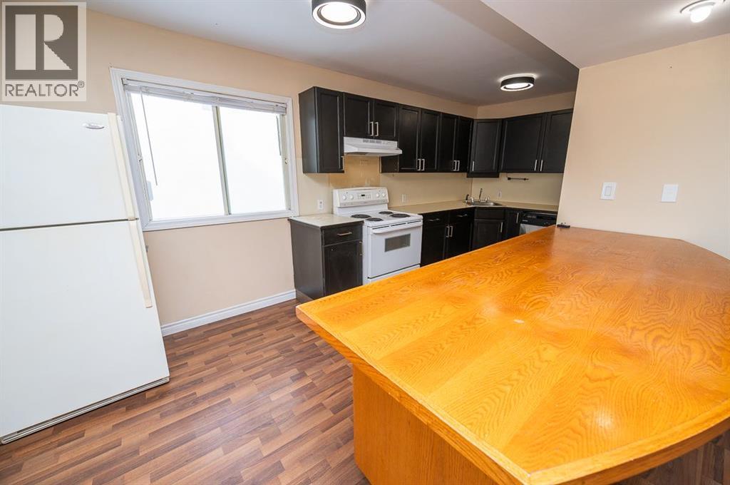 5811 43 Avenue, Red Deer, Alberta  T4N 3E5 - Photo 9 - A2281669