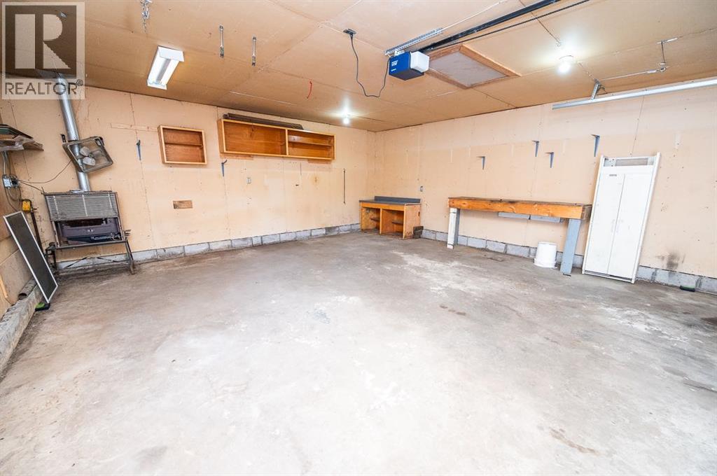 5811 43 Avenue, Red Deer, Alberta  T4N 3E5 - Photo 40 - A2281669