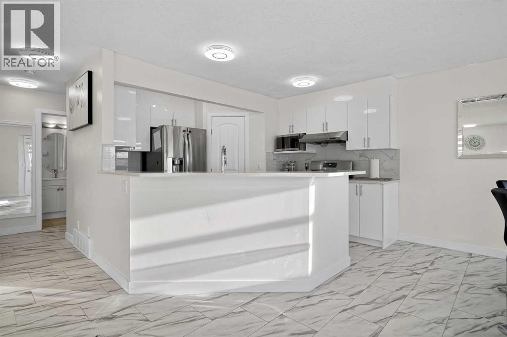 143 Taralake Way Ne, Calgary, Alberta  T3J 0B1 - Photo 4 - A2281028