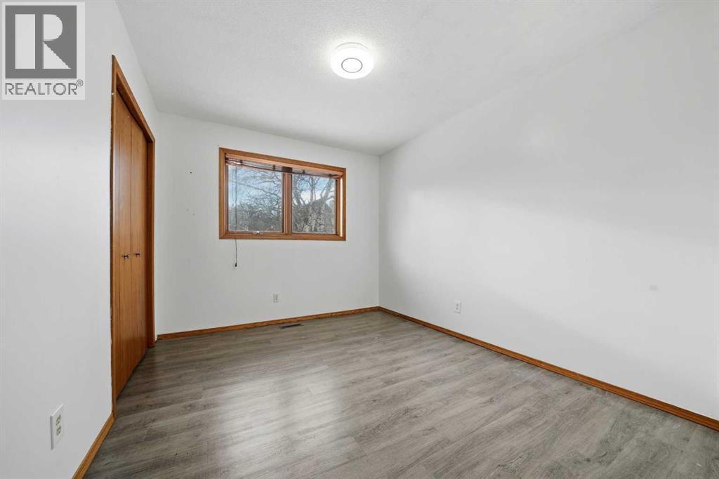 32 Huget Crescent, Red Deer, Alberta  T4N 6P4 - Photo 18 - A2279765