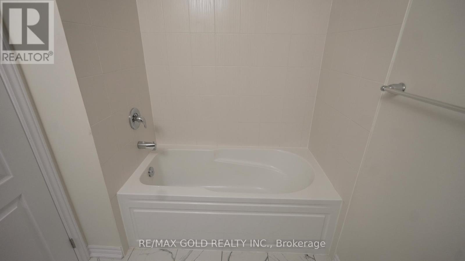 50 Ever Sweet Way, Thorold, Ontario  L2E 6S4 - Photo 24 - X12681420