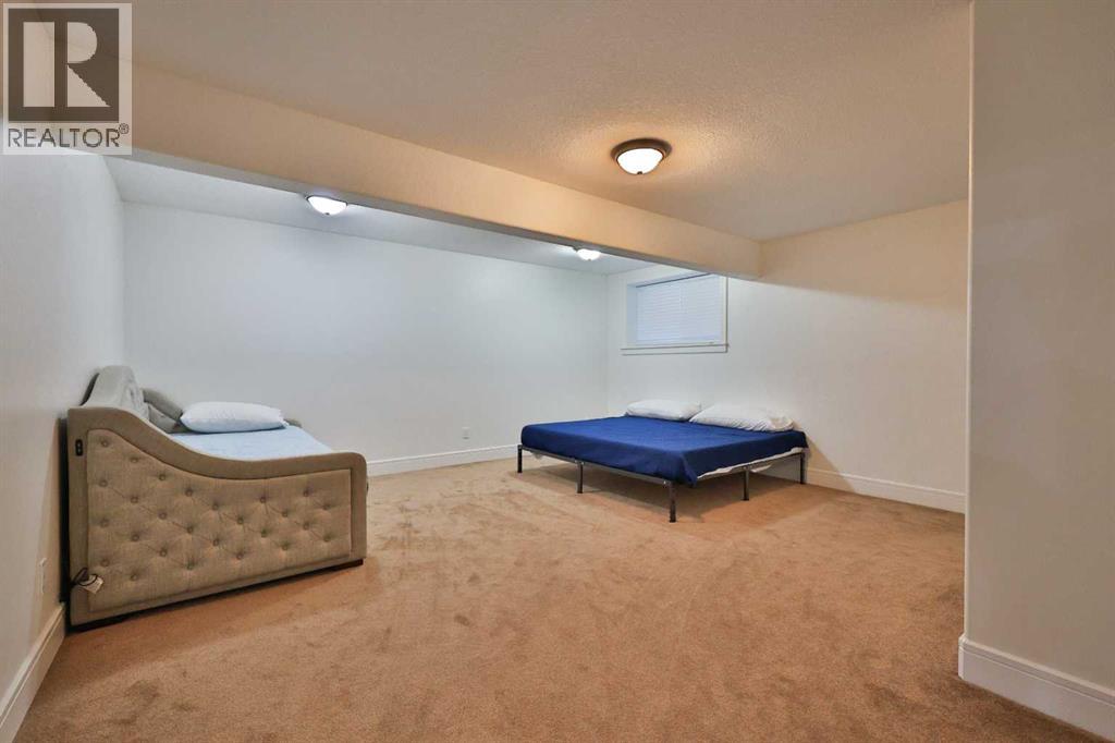 213 E 350 S, Raymond, Alberta  T0K 2S0 - Photo 35 - A2281456