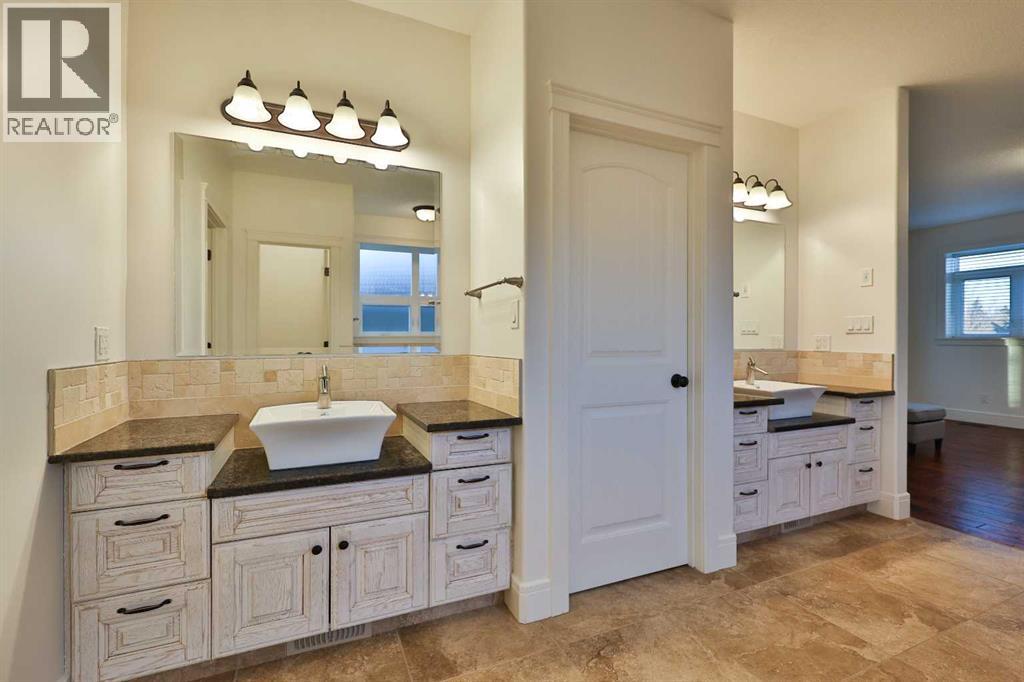 213 E 350 S, Raymond, Alberta  T0K 2S0 - Photo 21 - A2281456