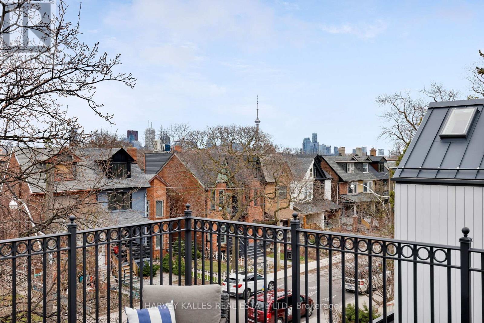 498 Roxton Road, Toronto, Ontario  M6G 3R4 - Photo 25 - C12747068