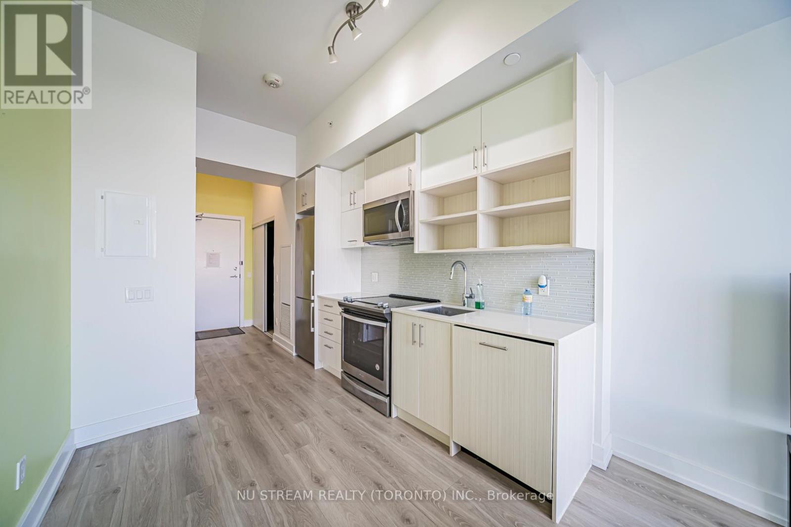 411 - 128 Fairview Mall Drive, Toronto, Ontario  M2J 0E8 - Photo 10 - C12679260