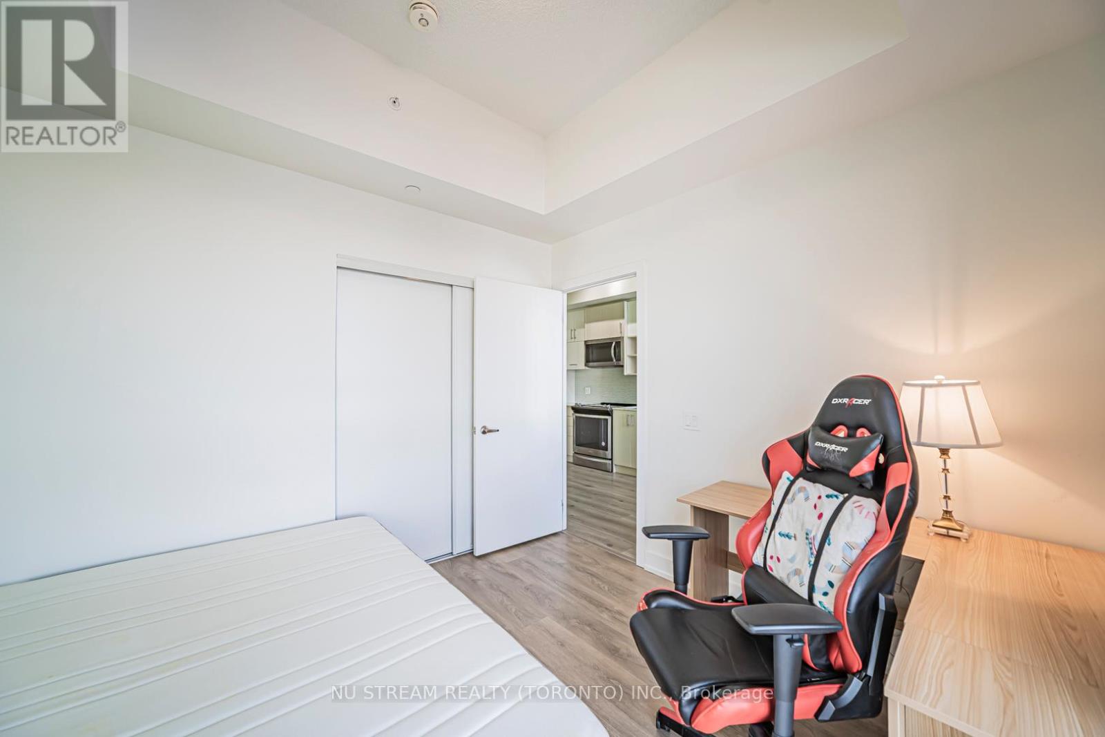 411 - 128 Fairview Mall Drive, Toronto, Ontario  M2J 0E8 - Photo 18 - C12679260