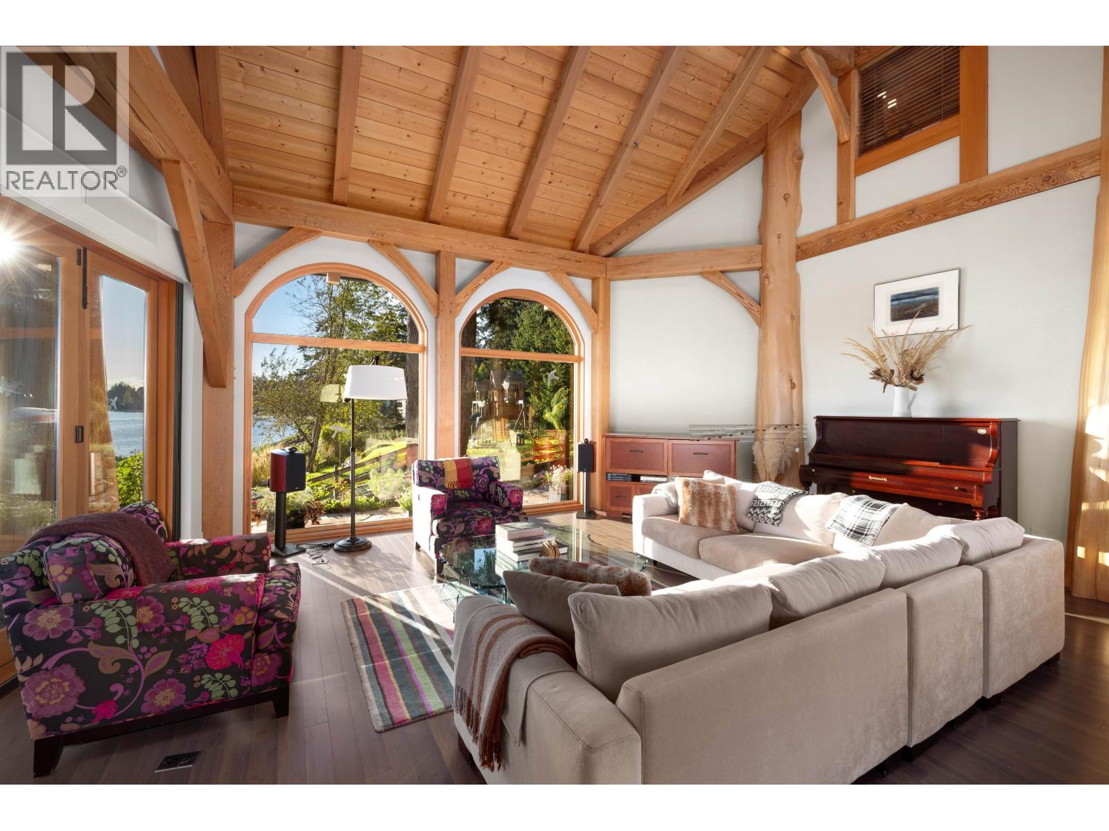 5871 Sunshine Coast Highway, Sechelt, British Columbia  V0N 3A0 - Photo 12 - R3084509