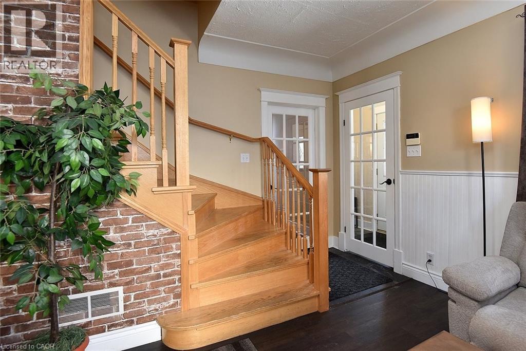 19 East 17th Street, Hamilton, Ontario  L9A 4L9 - Photo 20 - 40802010