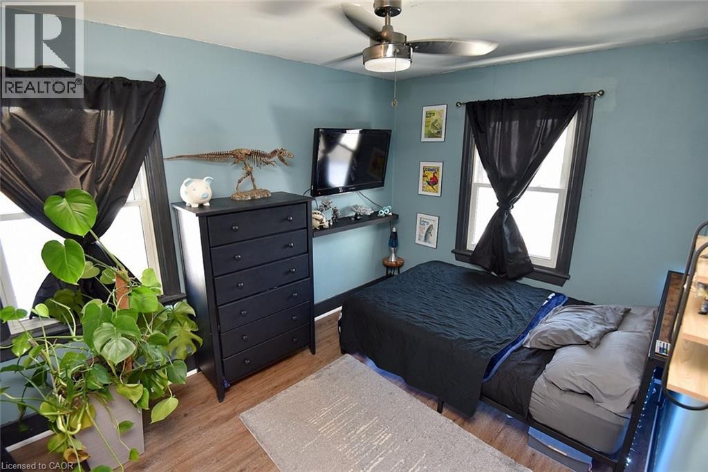 19 East 17th Street, Hamilton, Ontario  L9A 4L9 - Photo 24 - 40802010