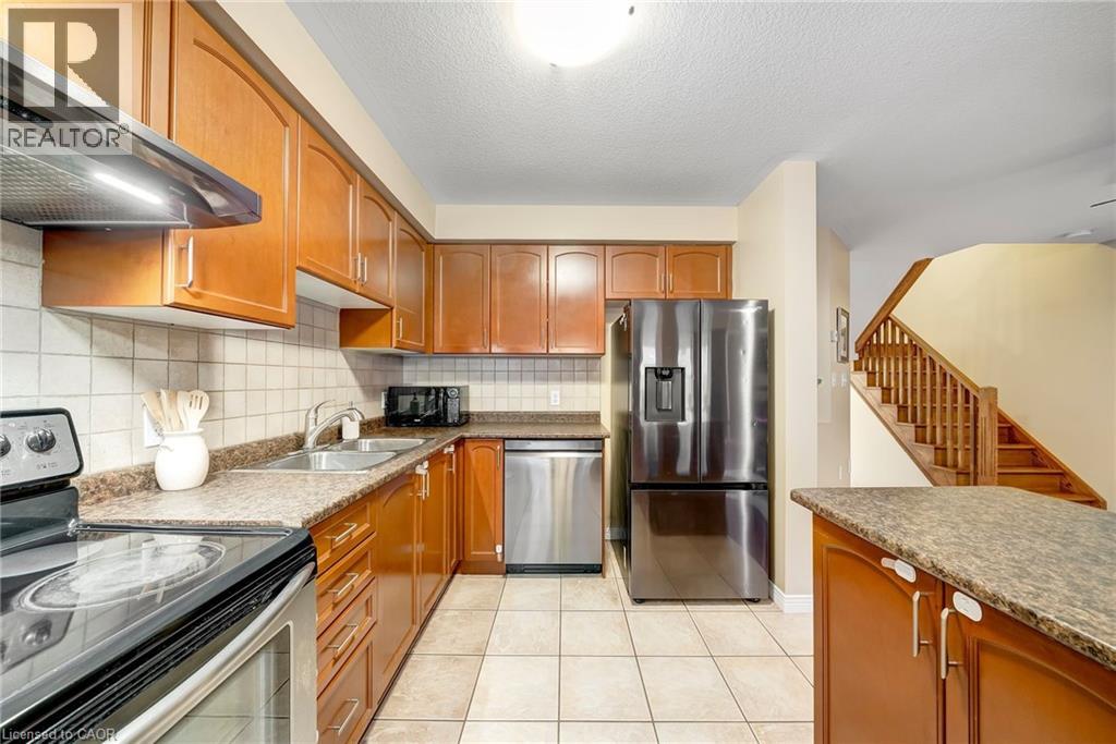 21 Periwinkle Drive, Hamilton, Ontario  L0R 1P0 - Photo 9 - 40799054