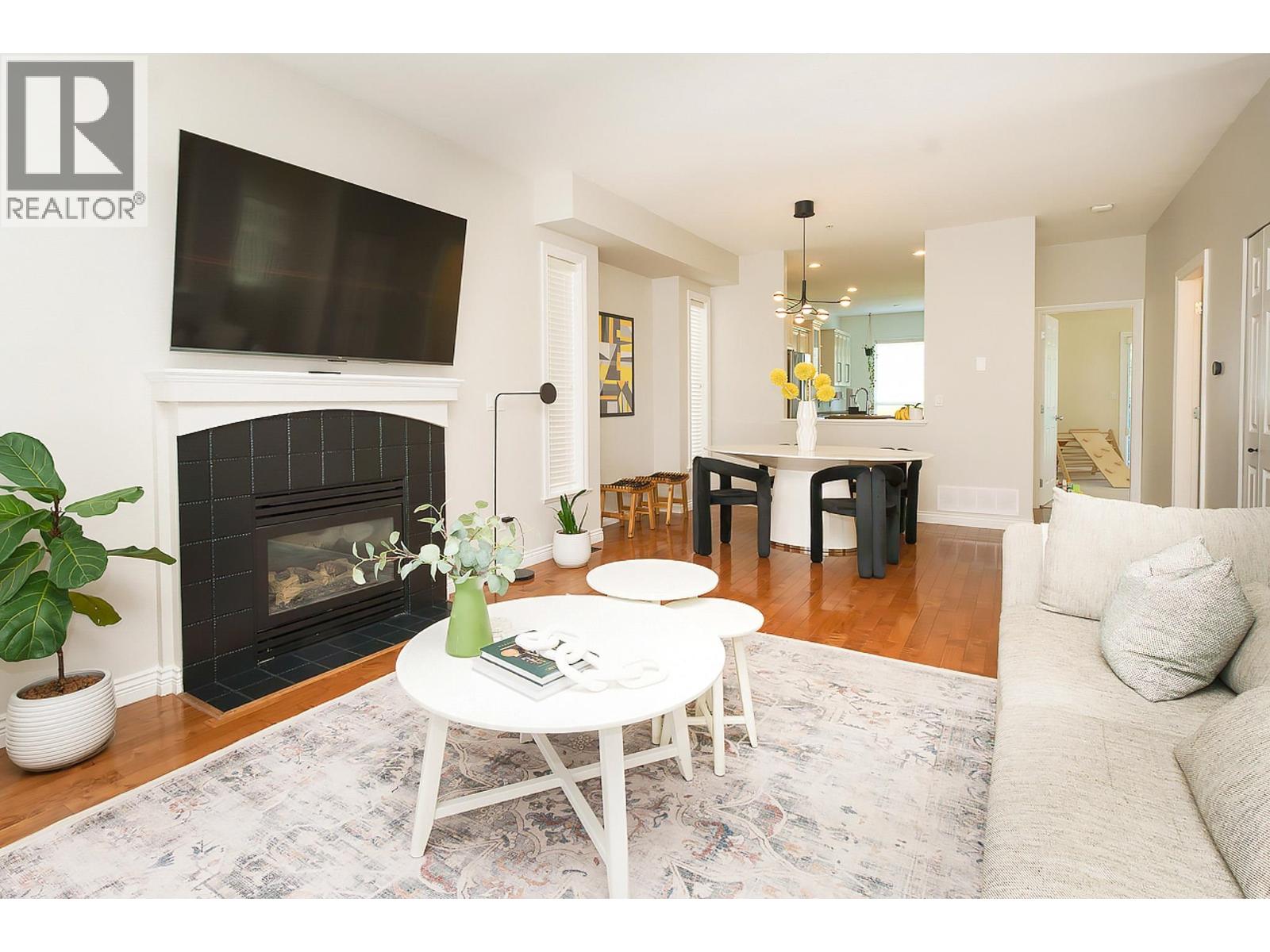 11804 191a Street, Pitt Meadows, British Columbia  V3Y 0A4 - Photo 4 - R3074670