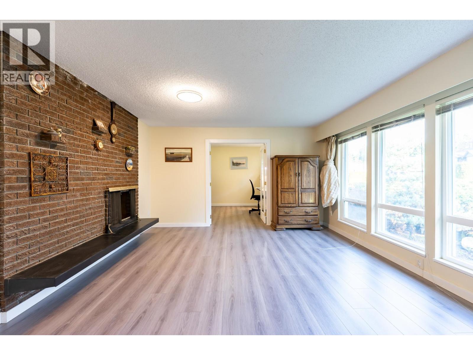 2075 Rufus Drive, North Vancouver, British Columbia  V7J 3N2 - Photo 9 - R3083182