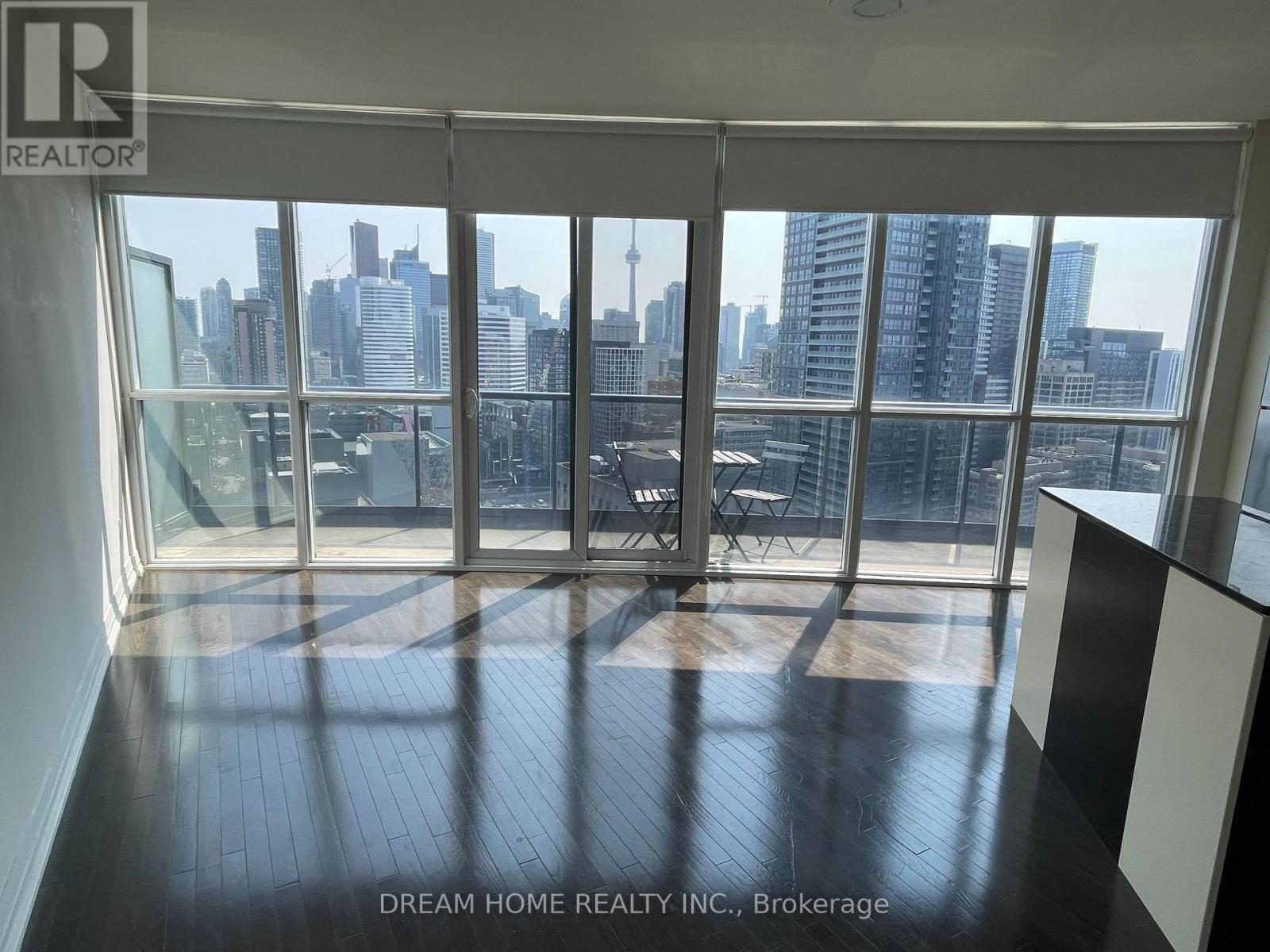 3302 - 25 Carlton Street, Toronto, Ontario  M5B 1L2 - Photo 2 - C12747034