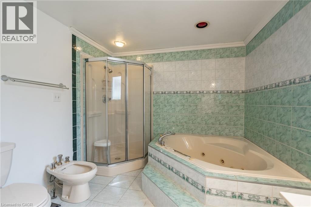 16 Flamingo Drive, Hamilton, Ontario  L9A 4X7 - Photo 19 - 40787987