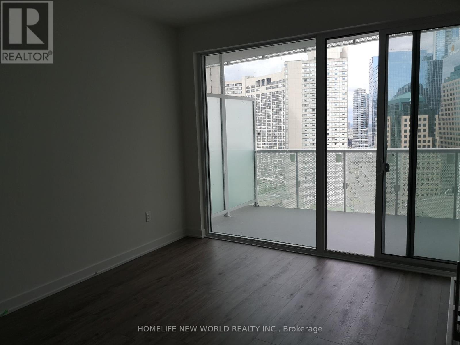 2006 - 15 Queens Quay E, Toronto, Ontario  M5E 0C5 - Photo 6 - C12747112