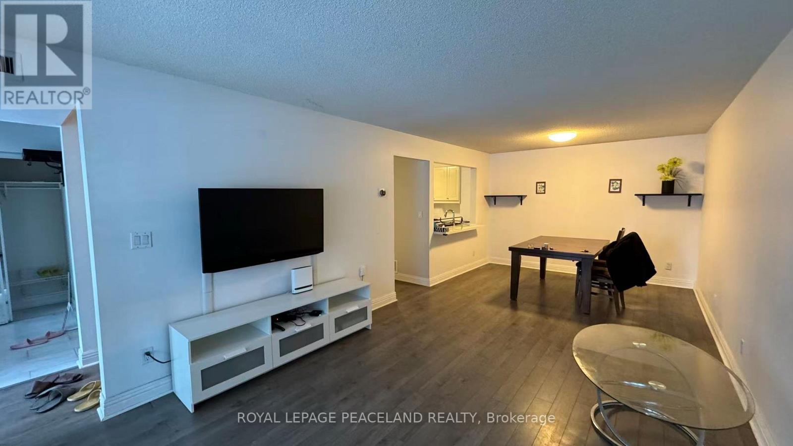 Th101 - 38 Hollywood Avenue, Toronto, Ontario  M2N 6S5 - Photo 2 - C12747128