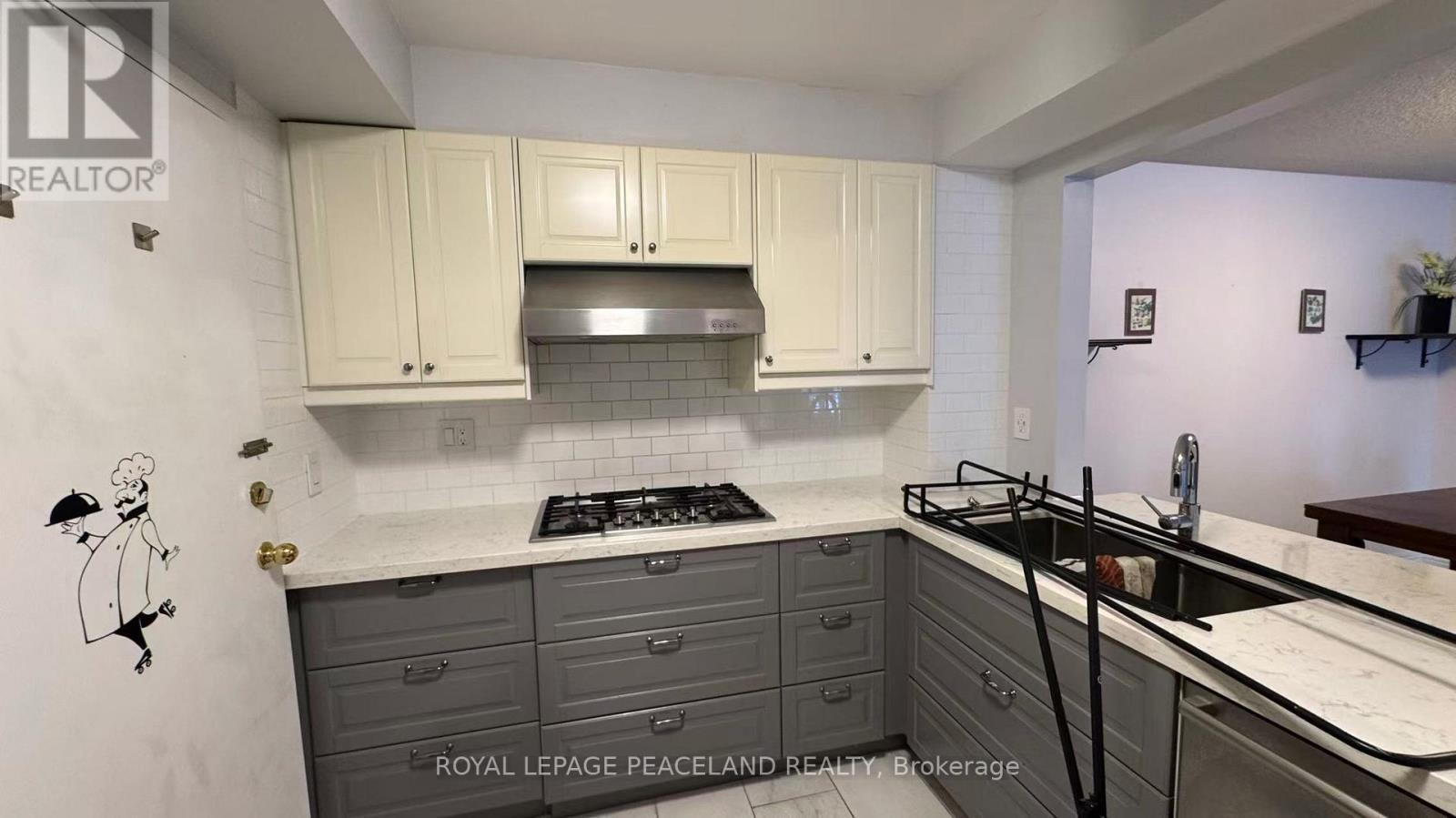 Th101 - 38 Hollywood Avenue, Toronto, Ontario  M2N 6S5 - Photo 4 - C12747128