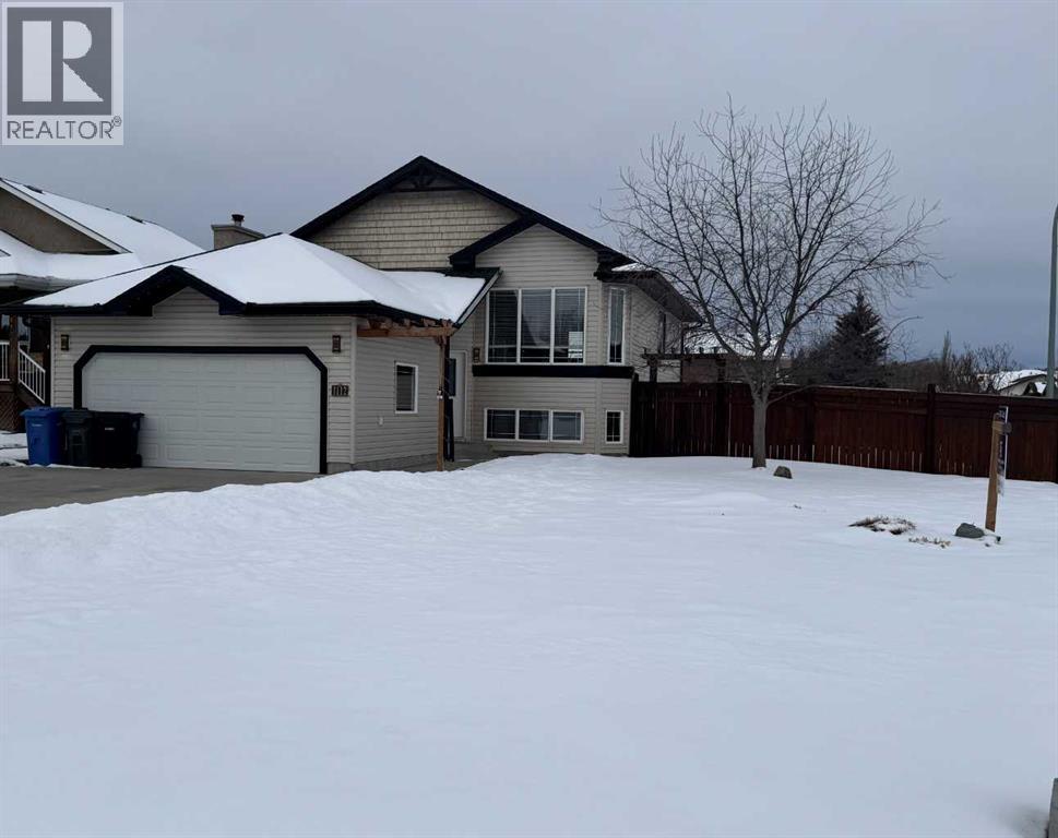 1112 2 Street Ne, Sundre, Alberta  T0M 1X0 - Photo 2 - A2256847