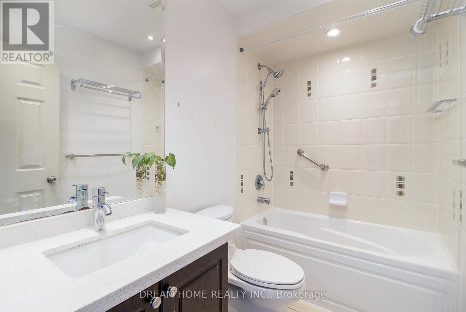 31 Dundas Way, Markham, Ontario  L6E 0R7 - Photo 10 - N12747130