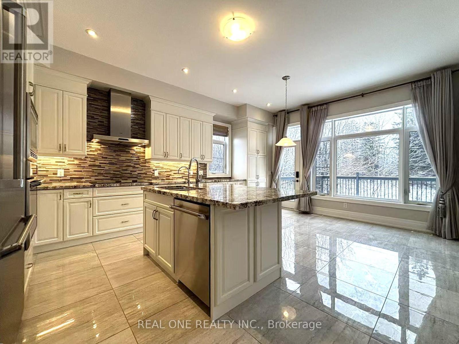 18 Yuan Drive, Richmond Hill, Ontario  L4E 1E3 - Photo 5 - N12747134