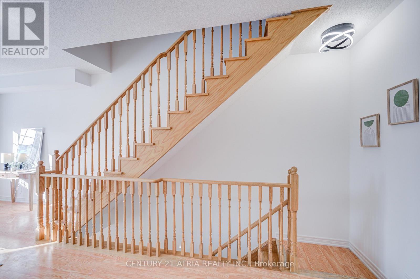 42 Roy Grove Way, Markham, Ontario  L6E 0T6 - Photo 12 - N12747136