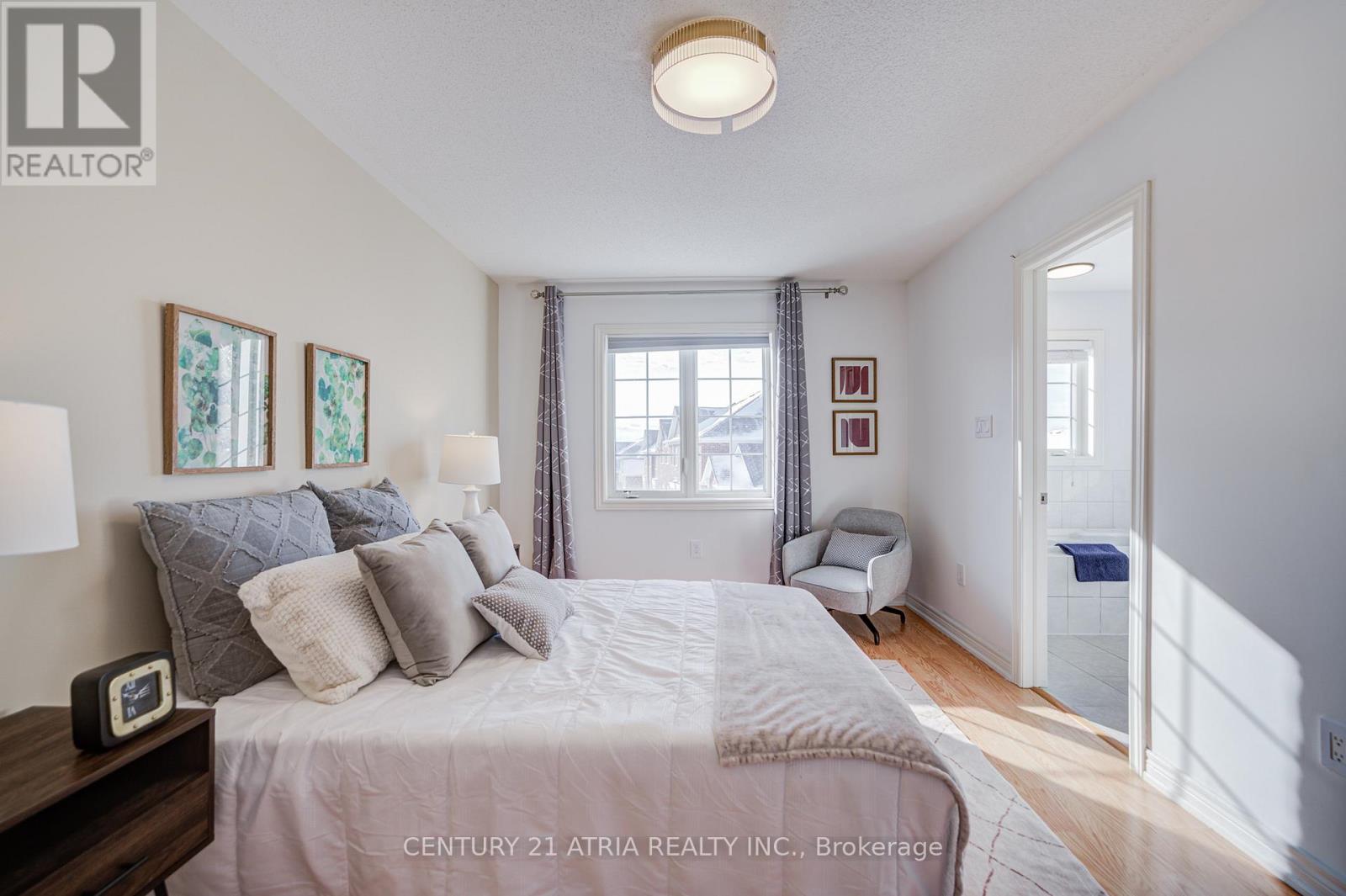 42 Roy Grove Way, Markham, Ontario  L6E 0T6 - Photo 32 - N12747136