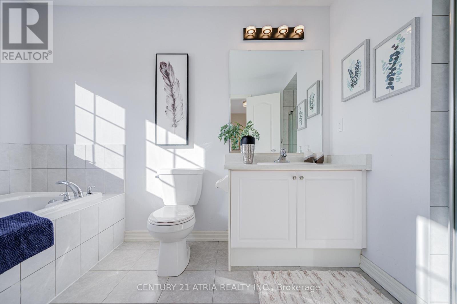 42 Roy Grove Way, Markham, Ontario  L6E 0T6 - Photo 34 - N12747136