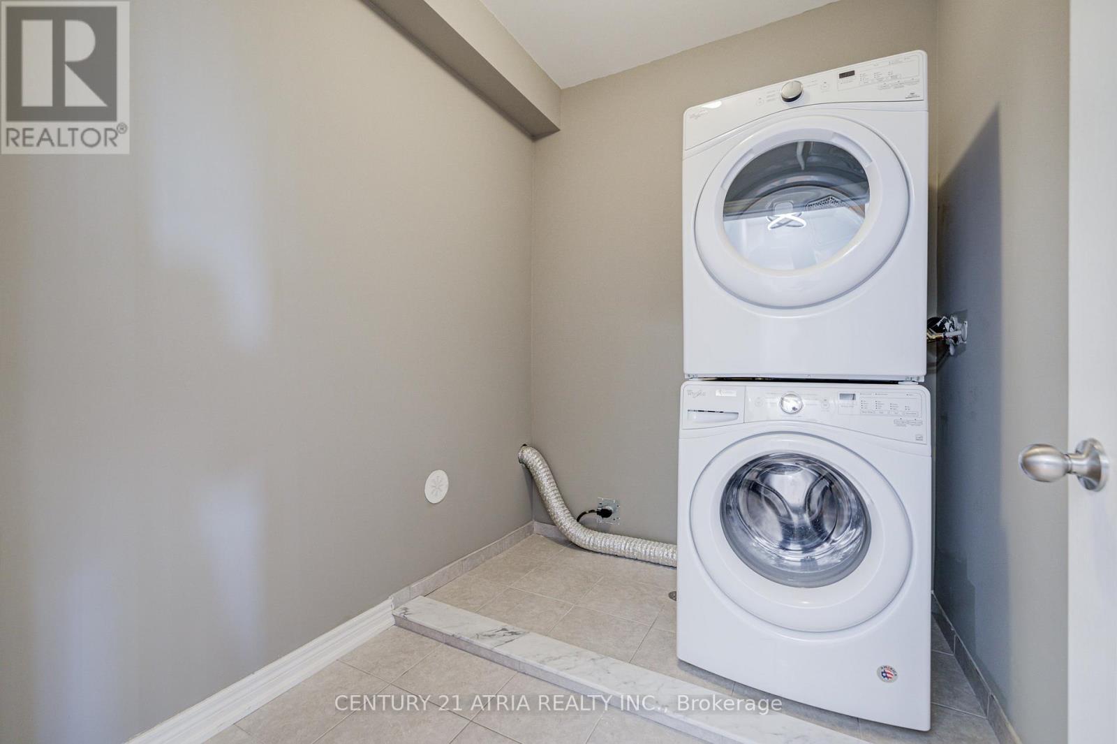 42 Roy Grove Way, Markham, Ontario  L6E 0T6 - Photo 9 - N12747136