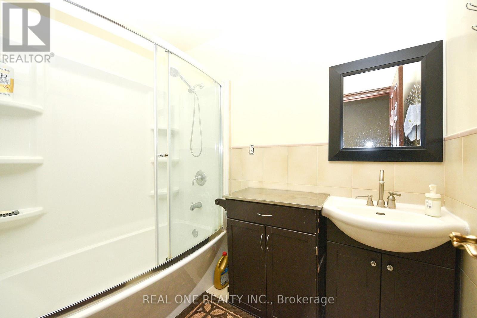 62 Lee Avenue, Markham, Ontario  L3R 8G4 - Photo 17 - N12747138