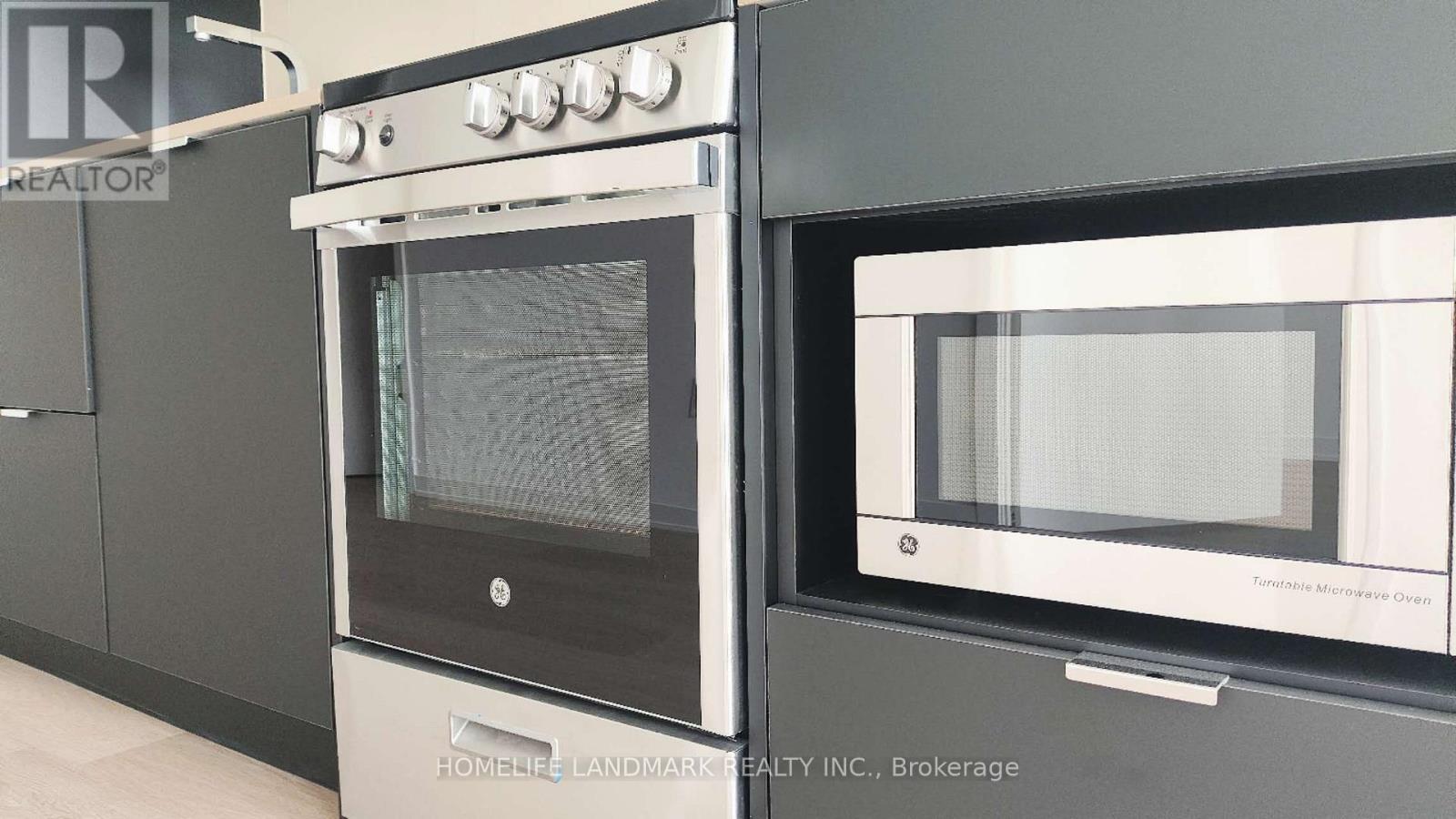 1512 - 3883 Quartz Road, Mississauga, Ontario  L5B 0M4 - Photo 2 - W12747118