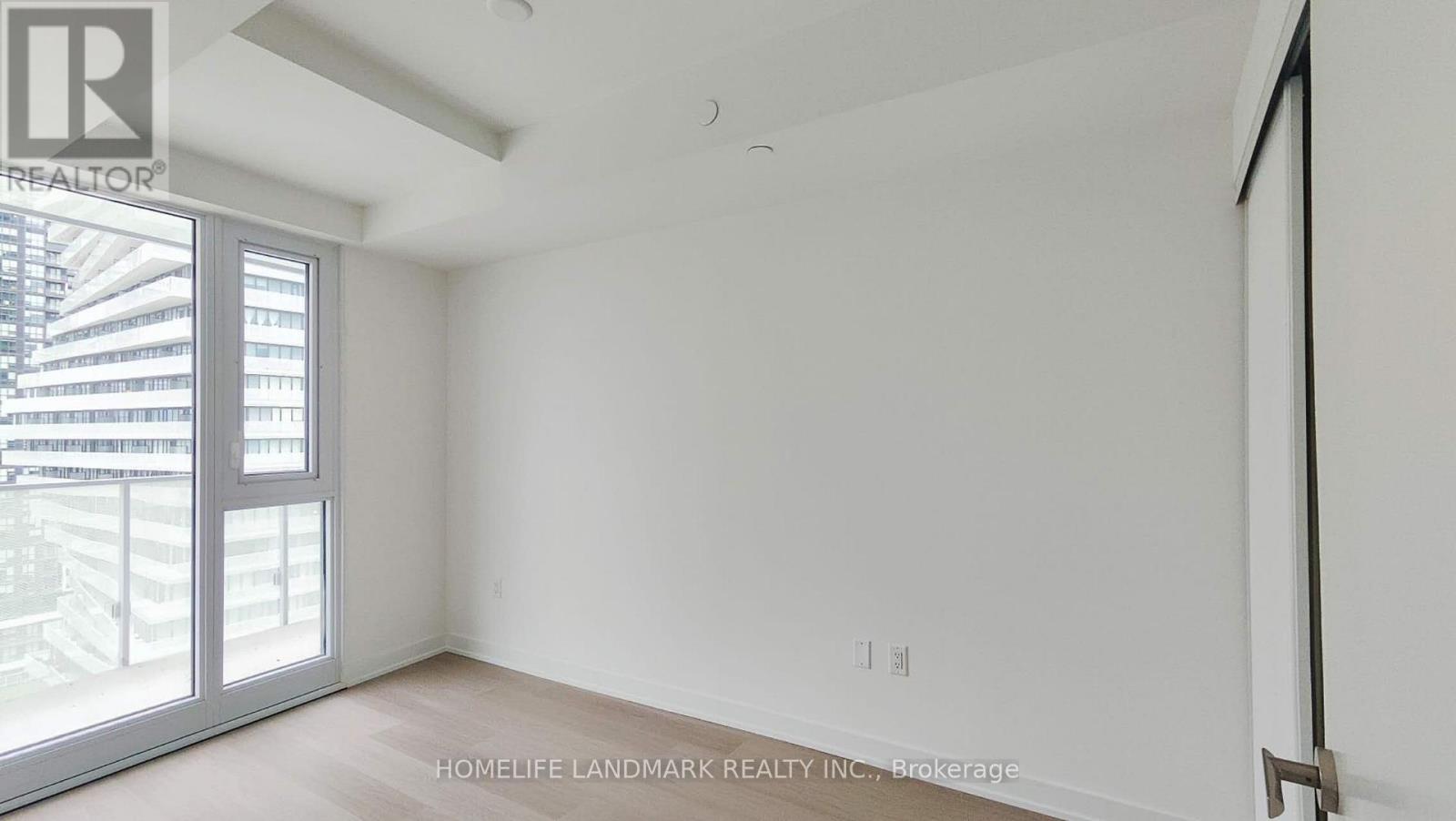1512 - 3883 Quartz Road, Mississauga, Ontario  L5B 0M4 - Photo 3 - W12747118