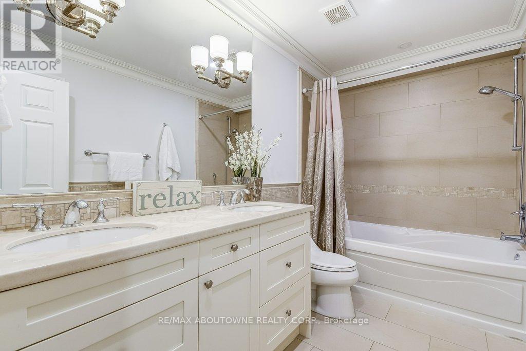 21 Chisholm Street, Oakville, Ontario  L6K 3W2 - Photo 19 - W12747126