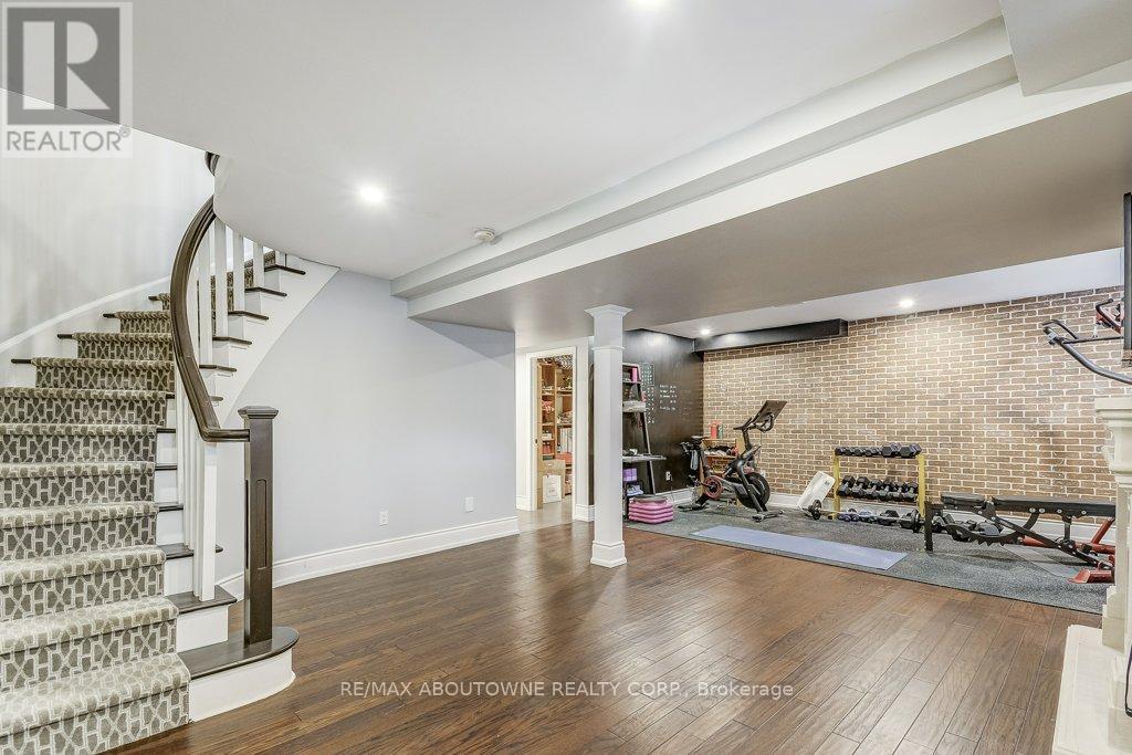 21 Chisholm Street, Oakville, Ontario  L6K 3W2 - Photo 24 - W12747126