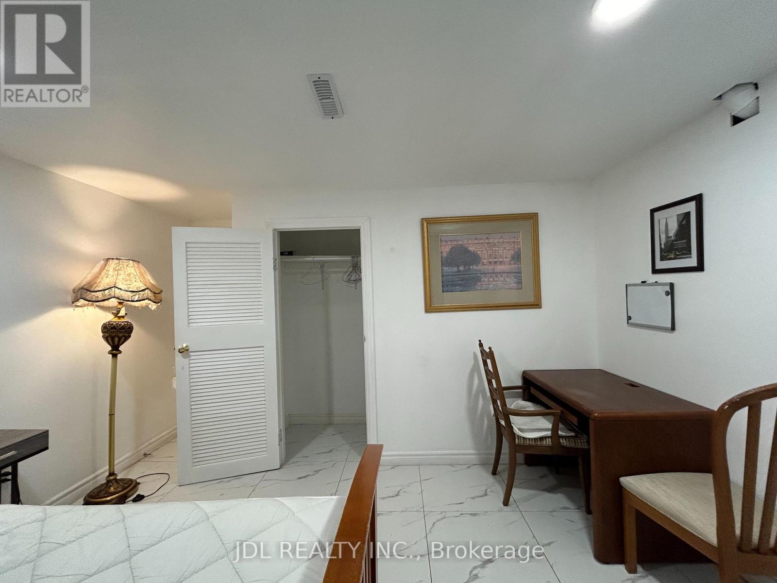 Master Bedroom - 80 Mosedale Cres Crescent, Toronto, Ontario  M2J 3A4 - Photo 4 - C12725996